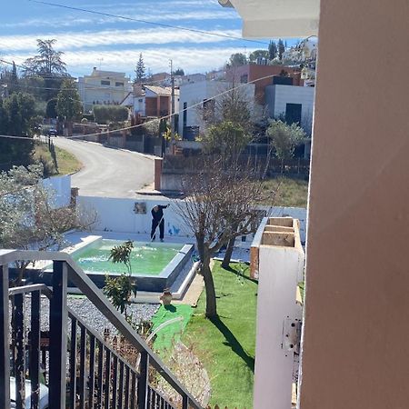 La Casa De Las Hadas Hotel La Reguda Luaran gambar